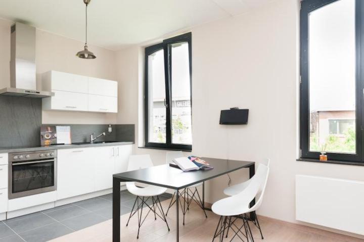 Апартаменты Smartflats Design - Opera Льеж Экстерьер фото